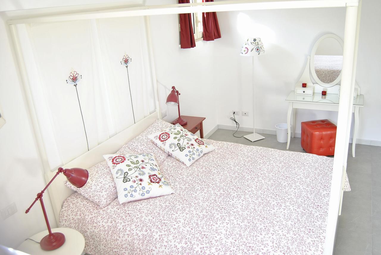 Bed & Breakfast La Volpe E L'Uva 圣塔马利奈拉 外观 照片